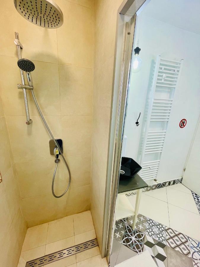 Private Place To Stay Self Check In-Nonstop- Netflix-Wifi Resita Ngoại thất bức ảnh