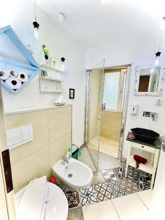 Private Place To Stay Self Check In-Nonstop- Netflix-Wifi Resita Ngoại thất bức ảnh