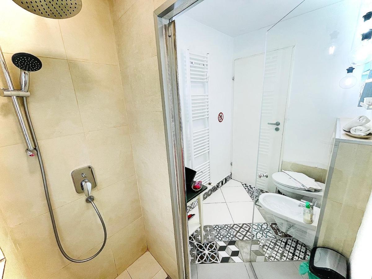 Private Place To Stay Self Check In-Nonstop- Netflix-Wifi Resita Ngoại thất bức ảnh